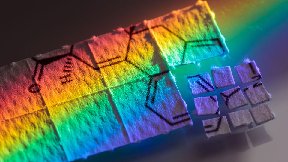 Ultimate Guide: What Is LSD (Lysergic Acid Diethylamide)? Chemistry, Forms, and Basic Facts